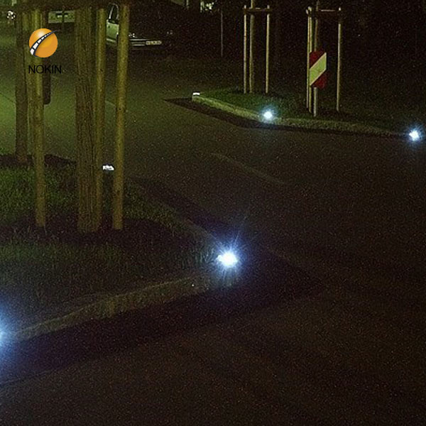 led road stud lights for road safety warning stud rate